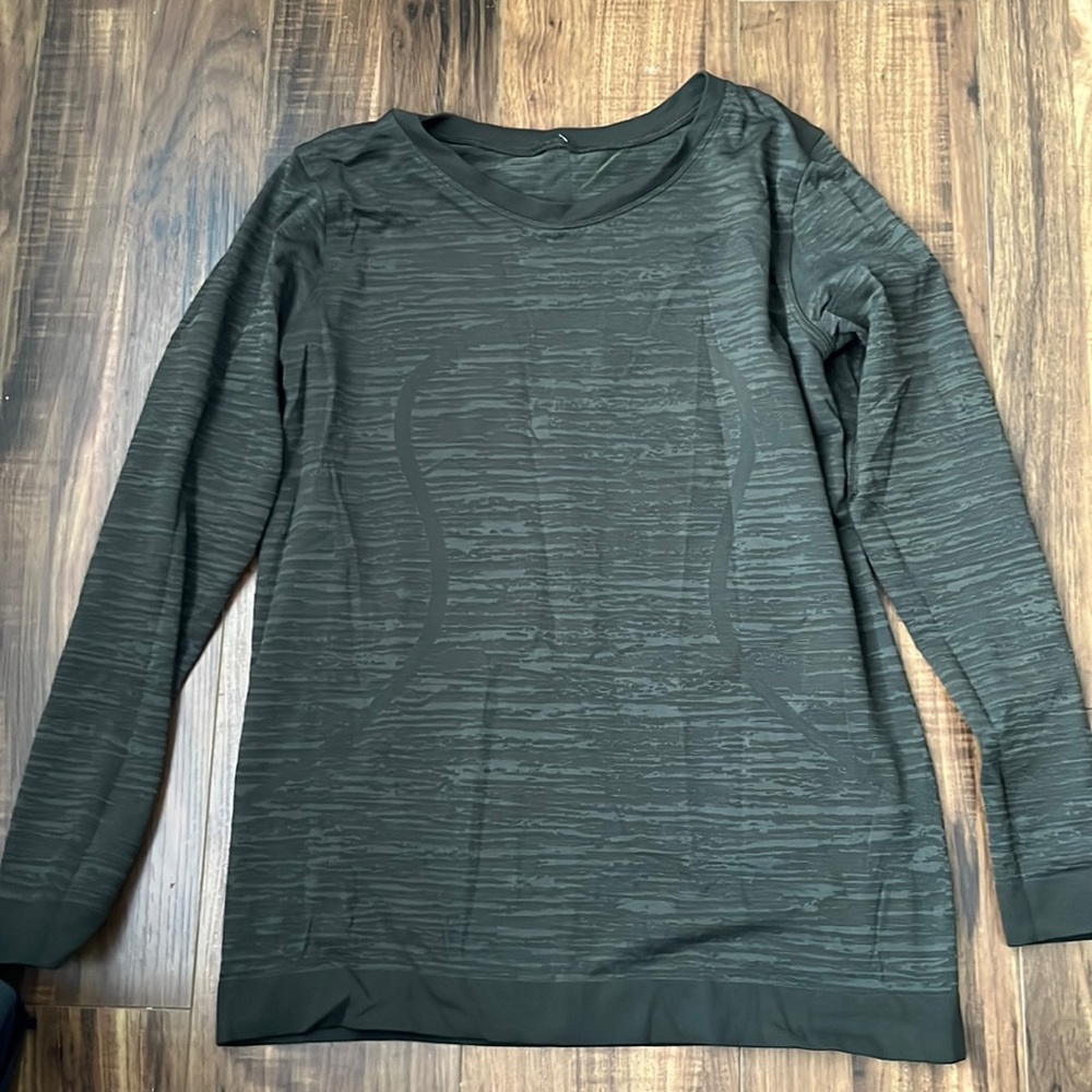 Lululemon long sleeve